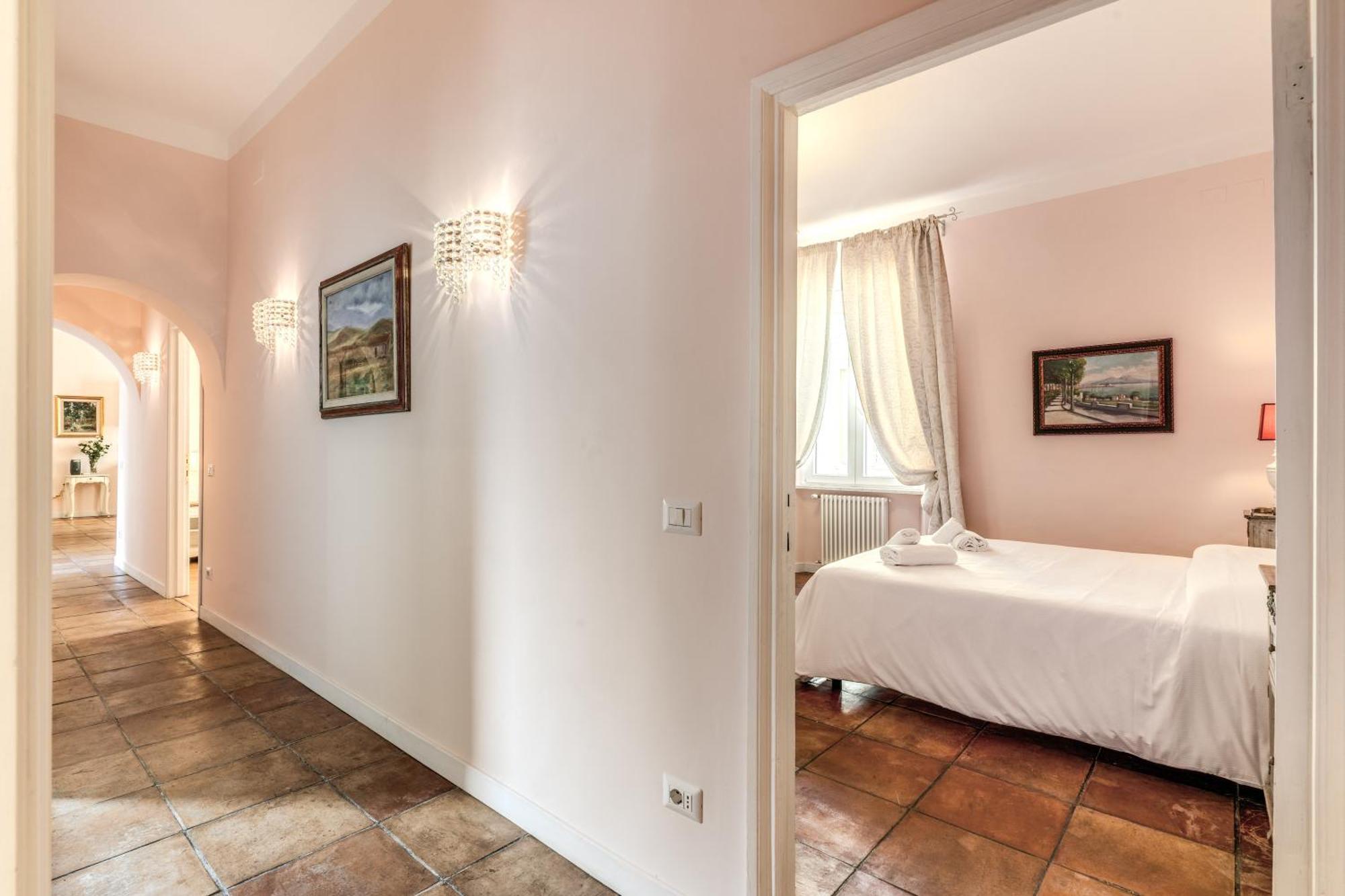 Collina Apartment
