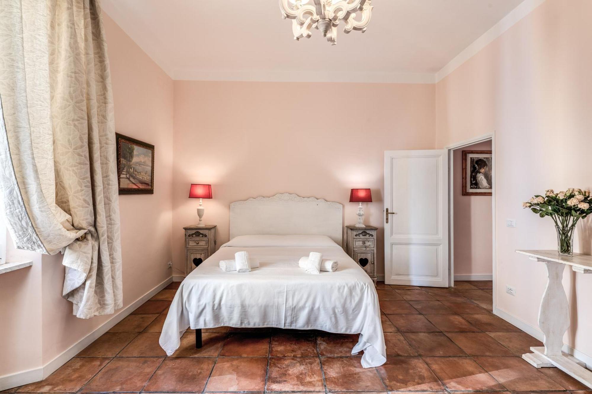 Collina Apartment Rom
