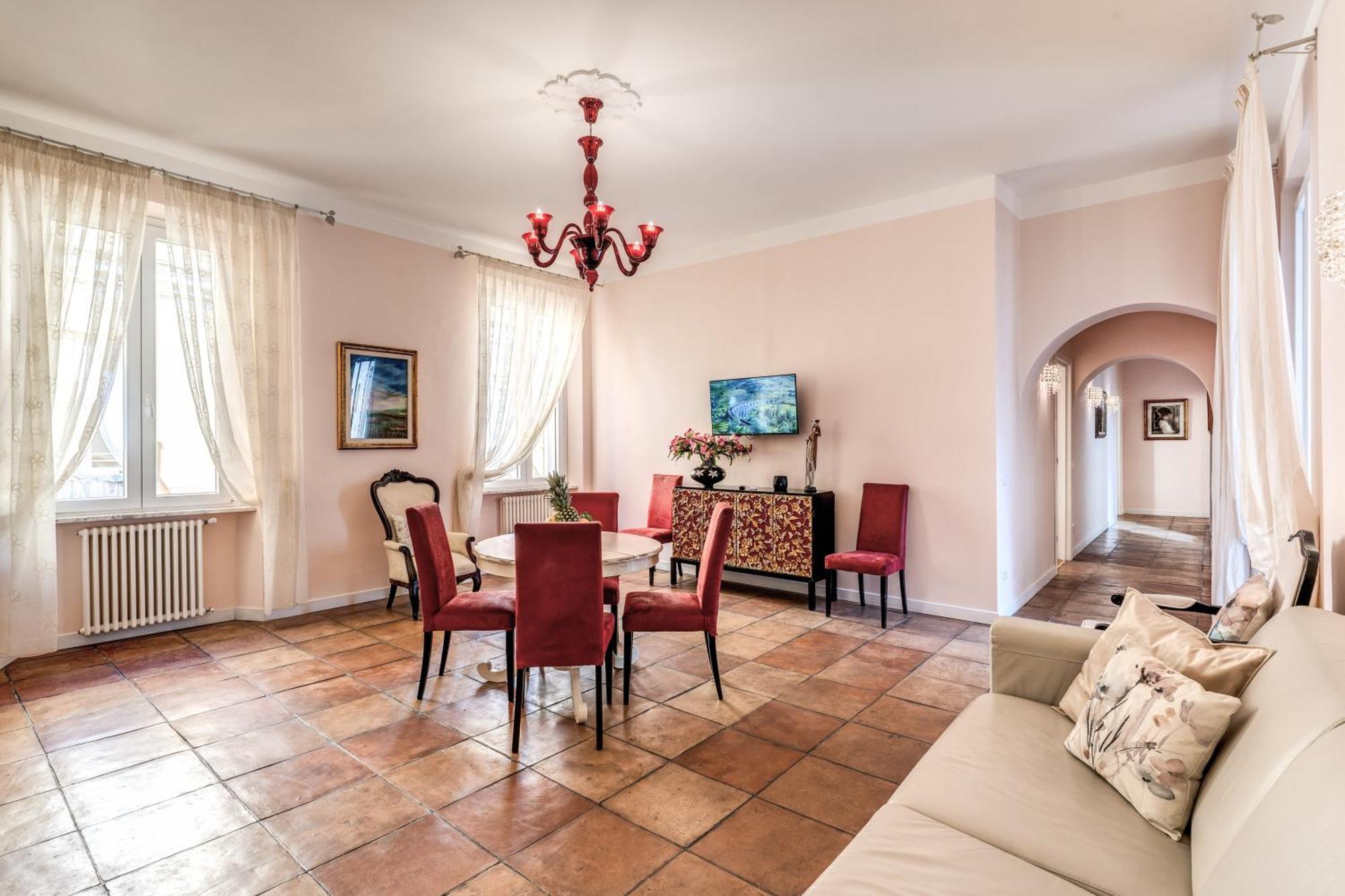 Collina Apartment Rom